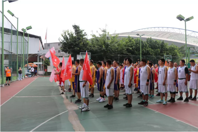 迎籃而上，挑戰(zhàn)自我